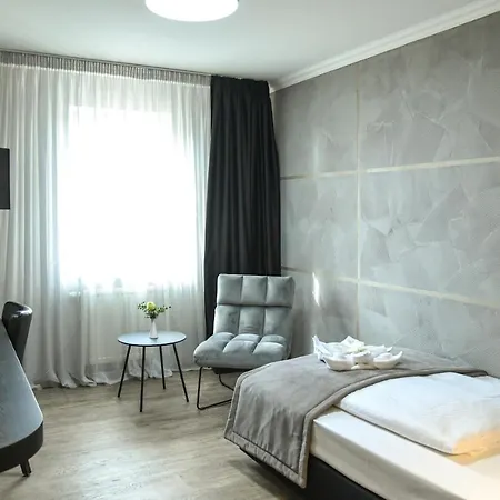 Hotel Zum Weissen Ross 3*