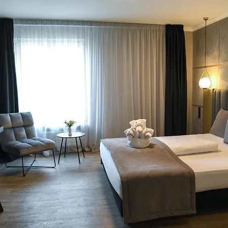 Hotel Zum Weissen Ross 3*