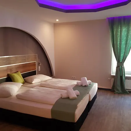 Hotel Zum Weissen Ross 3*