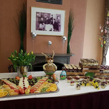 Hotel Zum Weissen Ross 3*