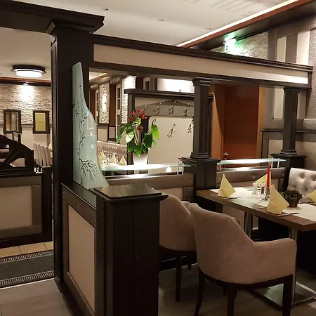 Zum Weissen Ross Hotel