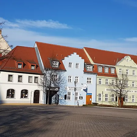 Zum Weissen Ross Hotel 3*