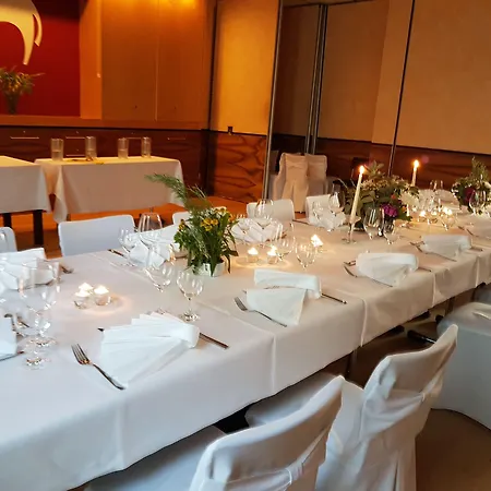 Отель Zum Weissen Ross Делич