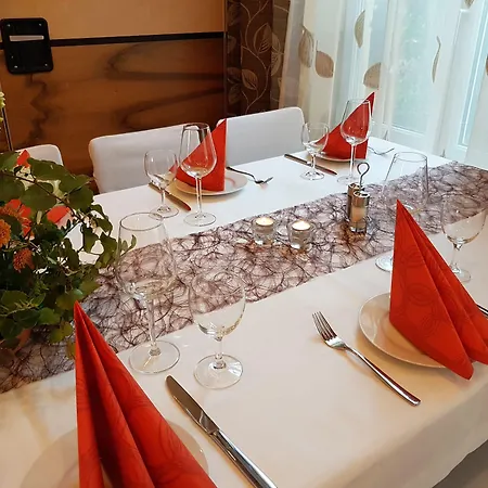 Отель Zum Weissen Ross