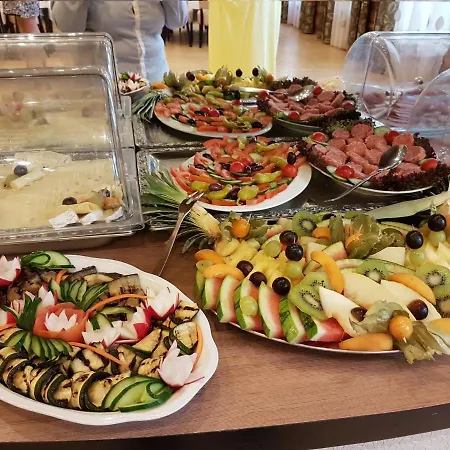 Zum Weissen Ross Отель Делич