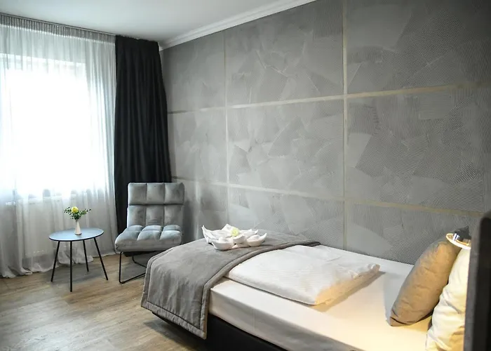 Zum Weissen Ross فندق