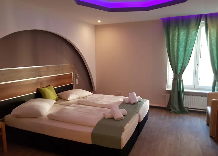 فندق Zum Weissen Ross 3*