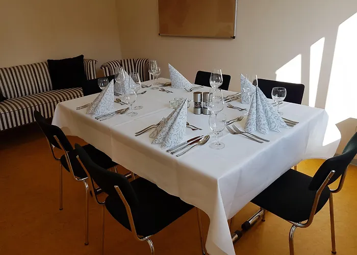 فندق Zum Weissen Ross 3*