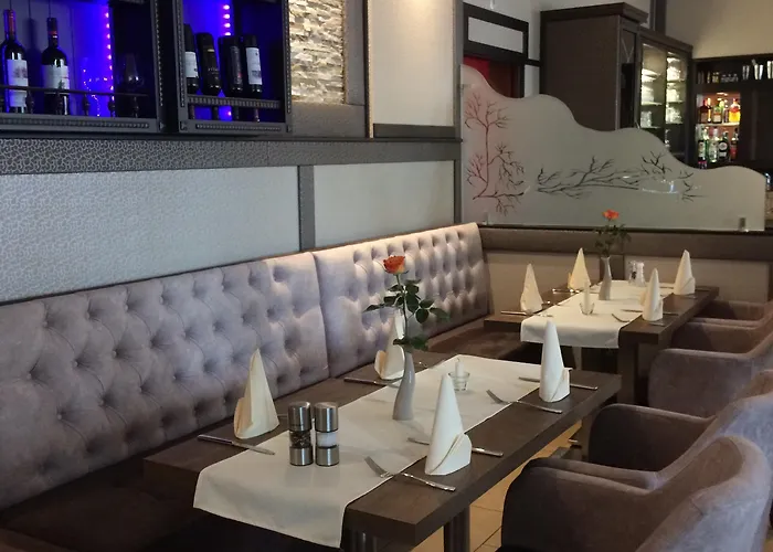 Zum Weissen Ross فندق